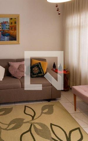 Casa à venda com 180m², 3 quartos e 2 vagas