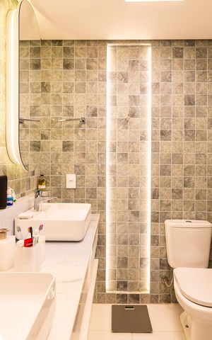 Apartamento à venda com 119m², 2 quartos e 1 vaga Apartamento à venda com 119m², 2 quartos e 1 vagaBanheiro