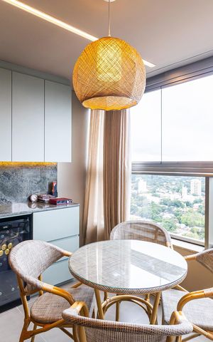 Apartamento à venda com 119m², 2 quartos e 1 vaga Apartamento à venda com 119m², 2 quartos e 1 vagaVaranda