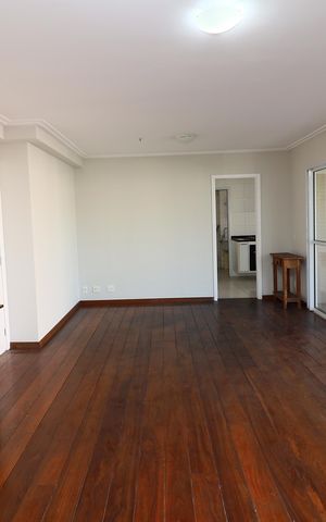 Apartamento para alugar com 117m², 3 quartos e 2 vagasSala