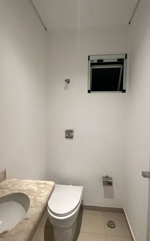 Casa de condomínio para alugar com 654m², 5 quartos e 4 vagas Casa de condomínio para alugar com 654m², 5 quartos e 4 vagasLavabo