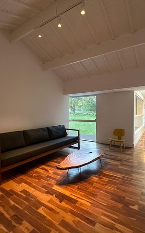 Casa de condomínio para alugar com 654m², 5 quartos e 4 vagas Casa de condomínio para alugar com 654m², 5 quartos e 4 vagasSala íntima