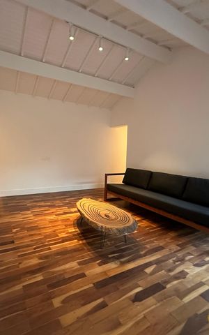 Casa de condomínio para alugar com 654m², 5 quartos e 4 vagas Casa de condomínio para alugar com 654m², 5 quartos e 4 vagasSala íntima