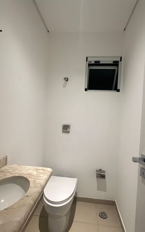Casa de condomínio para alugar com 654m², 5 quartos e 4 vagas Casa de condomínio para alugar com 654m², 5 quartos e 4 vagasLavabo