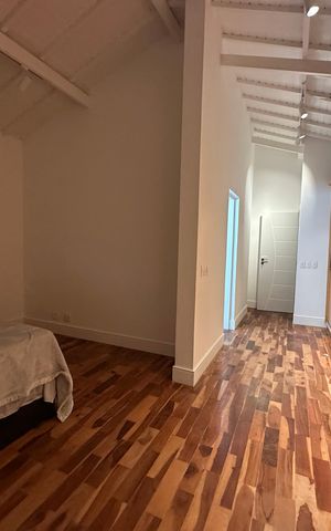 Casa de condomínio para alugar com 654m², 5 quartos e 4 vagas Casa de condomínio para alugar com 654m², 5 quartos e 4 vagasSuíte 5