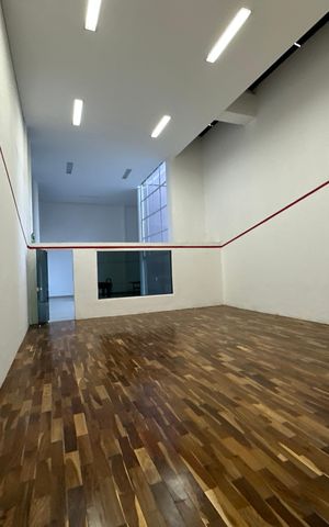 Casa de condomínio para alugar com 654m², 5 quartos e 4 vagas Casa de condomínio para alugar com 654m², 5 quartos e 4 vagasQuadra Esportiva