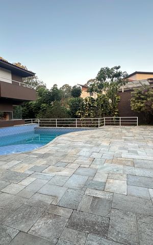 Casa de condomínio para alugar com 654m², 5 quartos e 4 vagas Casa de condomínio para alugar com 654m², 5 quartos e 4 vagasPiscina