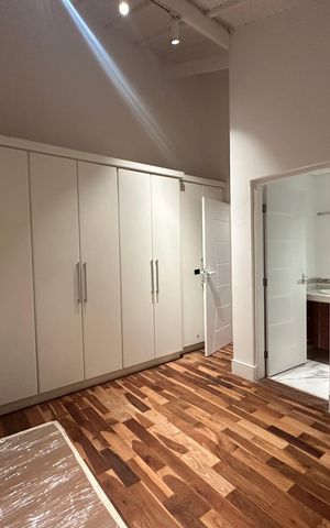 Casa de condomínio para alugar com 654m², 5 quartos e 4 vagas Casa de condomínio para alugar com 654m², 5 quartos e 4 vagasSuíte 3