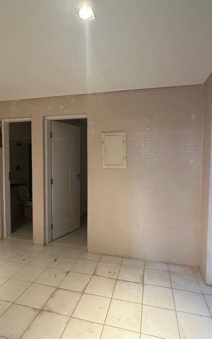 Casa de condomínio para alugar com 654m², 5 quartos e 4 vagas Casa de condomínio para alugar com 654m², 5 quartos e 4 vagasÁrea de Serviço