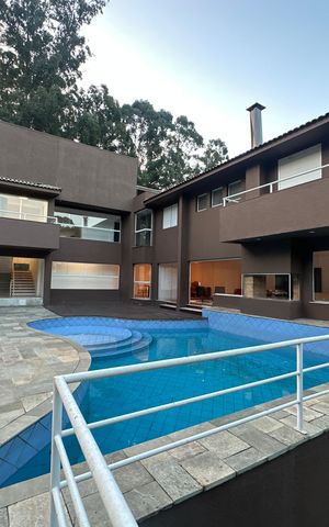 Casa de condomínio para alugar com 654m², 5 quartos e 4 vagas Casa de condomínio para alugar com 654m², 5 quartos e 4 vagasPiscina