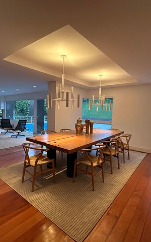 Casa de condomínio para alugar com 654m², 5 quartos e 4 vagas Casa de condomínio para alugar com 654m², 5 quartos e 4 vagasSala de Jantar