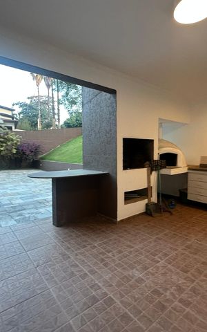 Casa de condomínio para alugar com 654m², 5 quartos e 4 vagas Casa de condomínio para alugar com 654m², 5 quartos e 4 vagasChurrasqueira