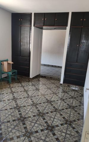 Casa à venda com 160m², 3 quartos e 2 vagas Casa à venda com 160m², 3 quartos e 2 vagasQuarto