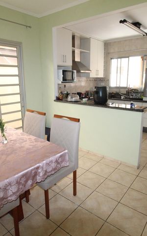 Casa para alugar com 135m², 3 quartos e 2 vagasCozinha