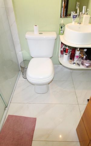 Casa para alugar com 135m², 3 quartos e 2 vagasBanheiro da Suíte