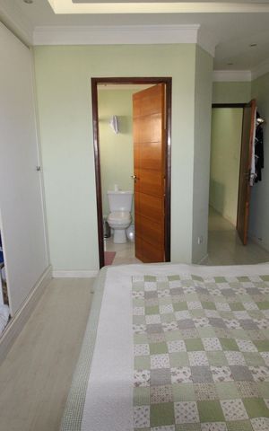Casa para alugar com 135m², 3 quartos e 2 vagasSuíte
