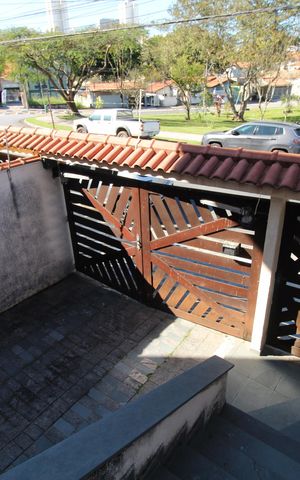 Casa para alugar com 135m², 3 quartos e 2 vagasGaragem