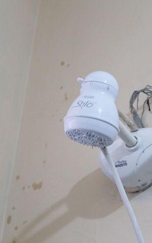 Casa à venda com 80m², 1 quarto e sem vagaBanheiro