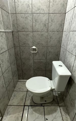Casa para alugar com 50m², 1 quarto e sem vaga Casa para alugar com 50m², 1 quarto e sem vagaBanheiro