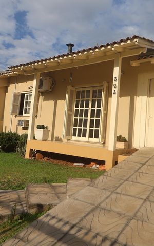 Casa para alugar com 145m², 3 quartos e 2 vagasFrente