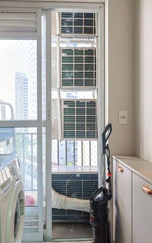 Apartamento à venda com 91m², 3 quartos e 2 vagas Apartamento à venda com 91m², 3 quartos e 2 vagasÁrea de Serviço