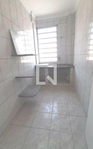 Apartamento à venda com 40m², 1 quarto e sem vaga
