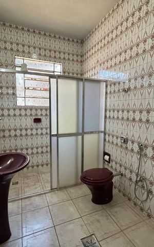 Casa à venda com 492m², 3 quartos e 4 vagas