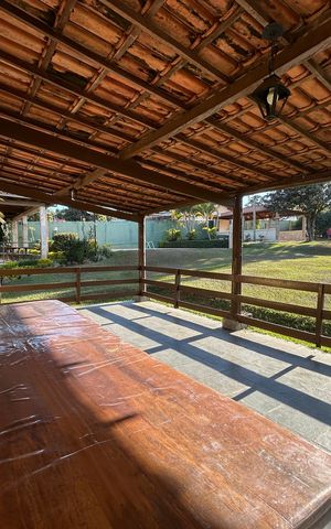 Casa à venda com 492m², 3 quartos e 4 vagas
