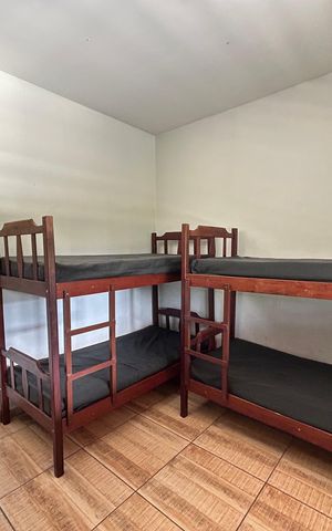Casa à venda com 492m², 3 quartos e 4 vagas