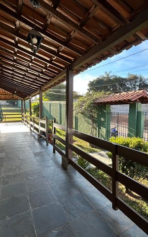 Casa à venda com 492m², 3 quartos e 4 vagas