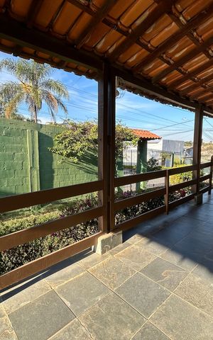 Casa à venda com 492m², 3 quartos e 4 vagas