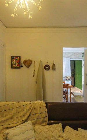 Casa à venda com 90m², 3 quartos e 3 vagas Casa à venda com 90m², 3 quartos e 3 vagasSala