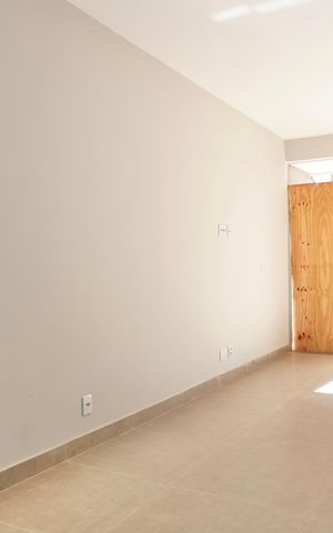 Casa à venda com 163m², 3 quartos e 2 vagas Casa à venda com 163m², 3 quartos e 2 vagasSala 1 - Casa 2