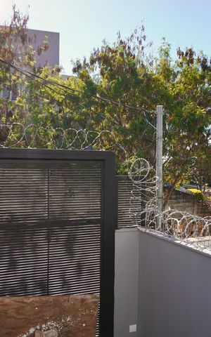 Casa à venda com 163m², 3 quartos e 2 vagas Casa à venda com 163m², 3 quartos e 2 vagasVaranda - Casa 2 - Vista
