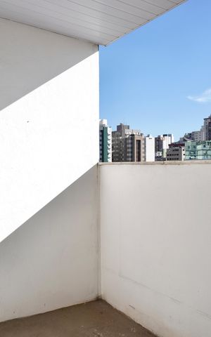 Apartamento para alugar com 140m², 2 quartos e 2 vagas Apartamento para alugar com 140m², 2 quartos e 2 vagasQuarto 3