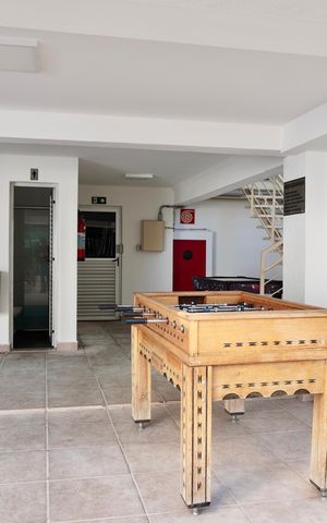 Apartamento para alugar com 140m², 2 quartos e 2 vagas Apartamento para alugar com 140m², 2 quartos e 2 vagasÁrea comum - Jogos