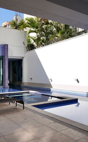 Apartamento para alugar com 140m², 2 quartos e 2 vagas Apartamento para alugar com 140m², 2 quartos e 2 vagasÁrea comum - Piscina