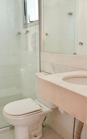 Apartamento para alugar com 140m², 2 quartos e 2 vagas Apartamento para alugar com 140m², 2 quartos e 2 vagasBanheiro Social Cobertura