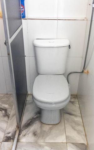 Casa à venda com 370m², 4 quartos e 2 vagas Casa à venda com 370m², 4 quartos e 2 vagasBanheiro Social