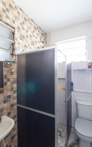 Casa à venda com 370m², 4 quartos e 2 vagas Casa à venda com 370m², 4 quartos e 2 vagasBanheiro Social