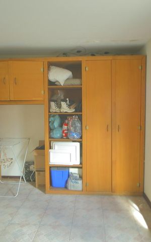 Casa à venda com 150m², 3 quartos e 2 vagasQuarto de serviço 