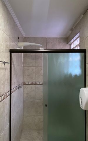 Casa à venda com 170m², 3 quartos e 2 vagas Casa à venda com 170m², 3 quartos e 2 vagasBanheiro 3