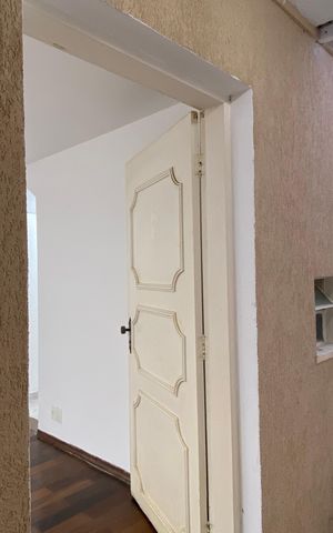 Casa à venda com 170m², 3 quartos e 2 vagas Casa à venda com 170m², 3 quartos e 2 vagasÁrea externa