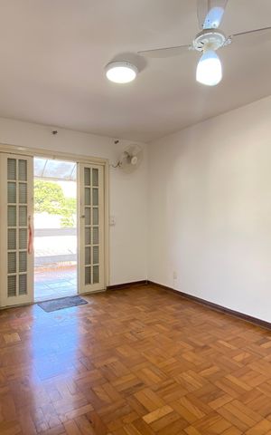 Casa à venda com 170m², 3 quartos e 2 vagas Casa à venda com 170m², 3 quartos e 2 vagasQuarto 3