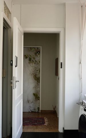 Apartamento à venda com 125m², 4 quartos e 2 vagas Apartamento à venda com 125m², 4 quartos e 2 vagasÁrea de Serviço