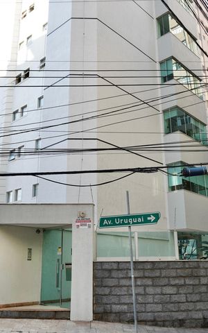 Apartamento à venda com 125m², 4 quartos e 2 vagas Apartamento à venda com 125m², 4 quartos e 2 vagasFachada do Prédio
