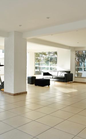 Apartamento à venda com 125m², 4 quartos e 2 vagas Apartamento à venda com 125m², 4 quartos e 2 vagasÁrea comum - Salão de festas