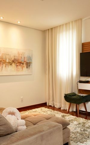 Apartamento à venda com 125m², 4 quartos e 2 vagas Apartamento à venda com 125m², 4 quartos e 2 vagasSala
