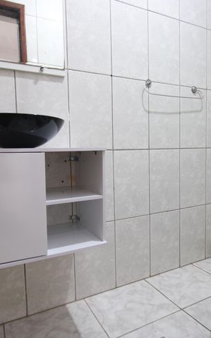 Casa de condomínio para alugar com 192m², 3 quartos e 2 vagasBanheiro
