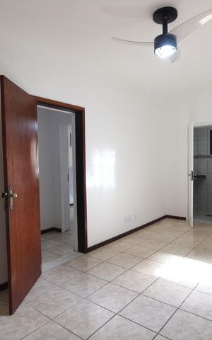 Casa de condomínio para alugar com 192m², 3 quartos e 2 vagasSuíte